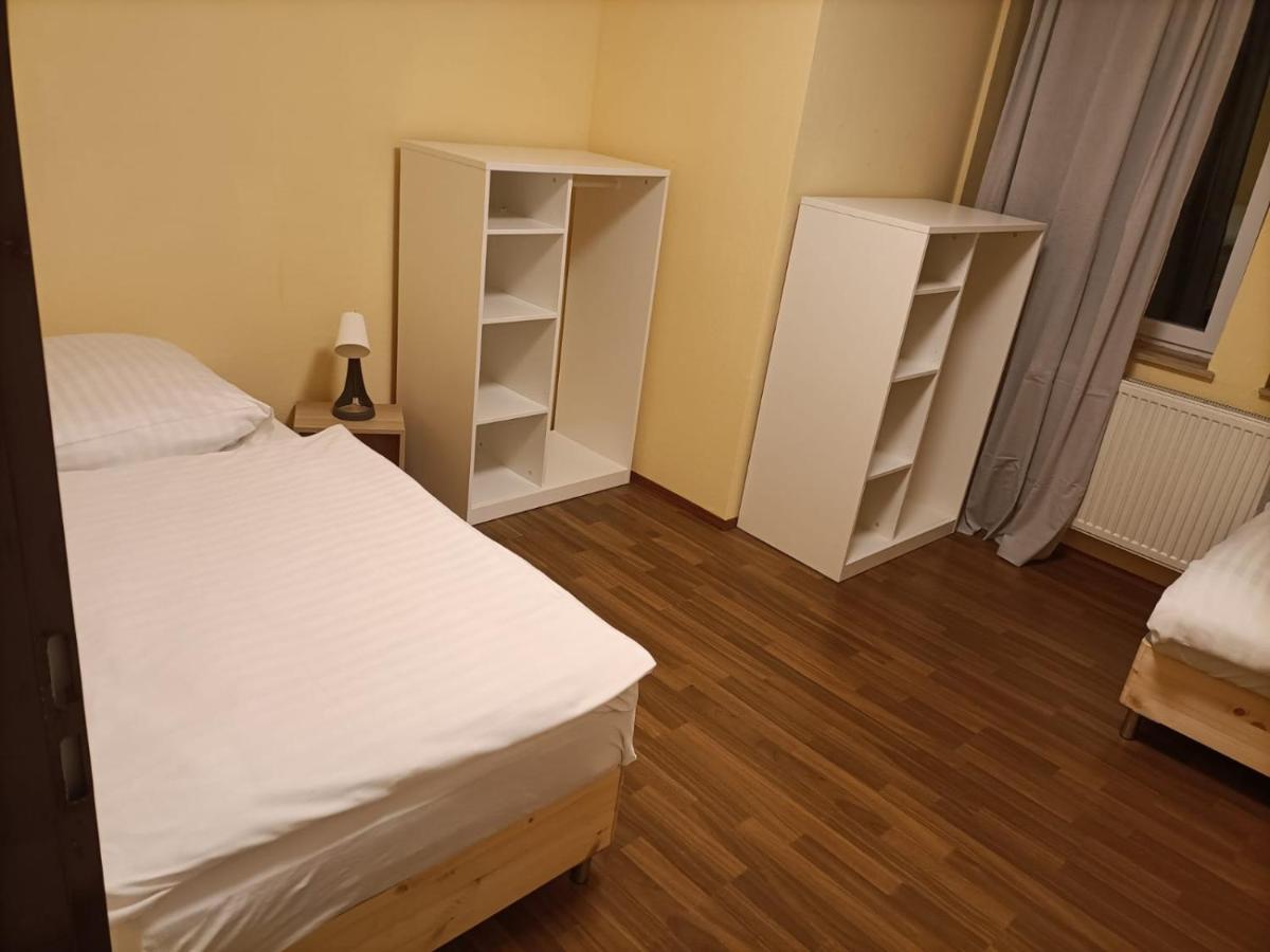 Krefeld House - 20 Min To Dus Airport & Messe Lägenhet Exteriör bild