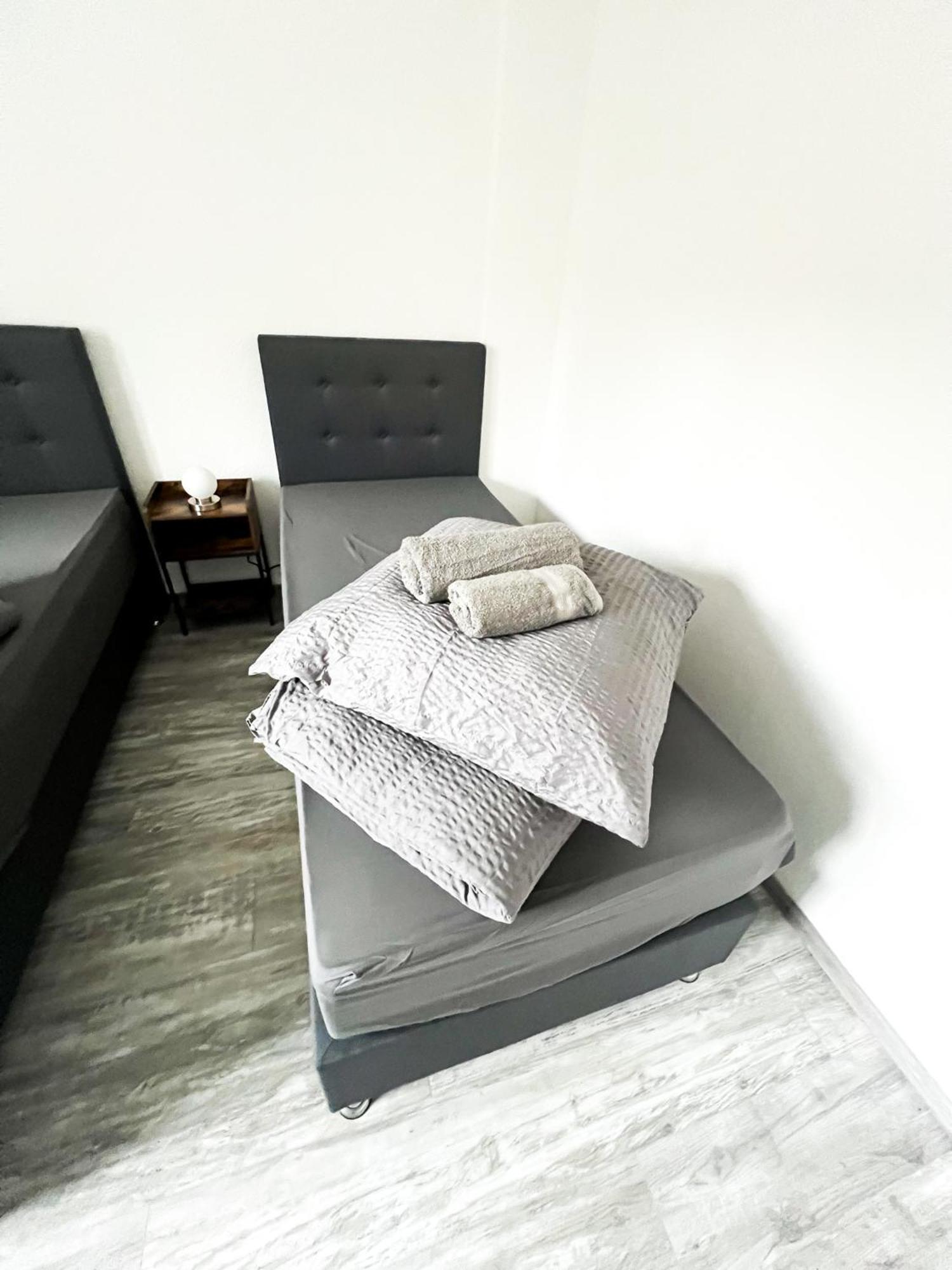 Krefeld House - 20 Min To Dus Airport & Messe Lägenhet Exteriör bild