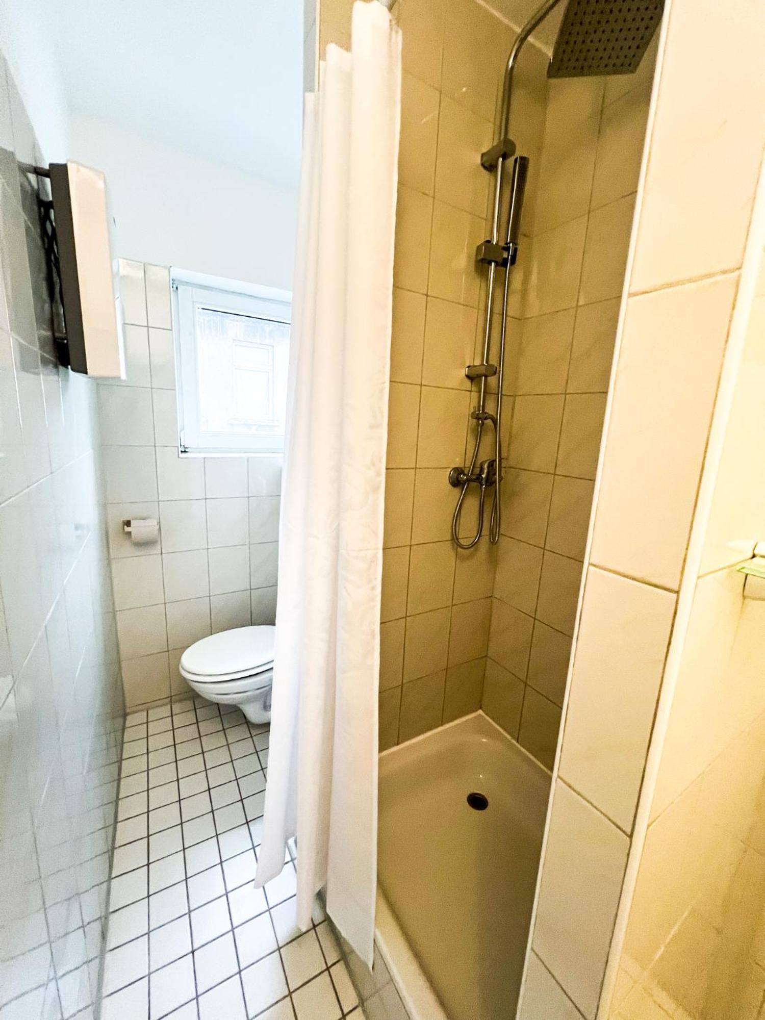 Krefeld House - 20 Min To Dus Airport & Messe Lägenhet Exteriör bild