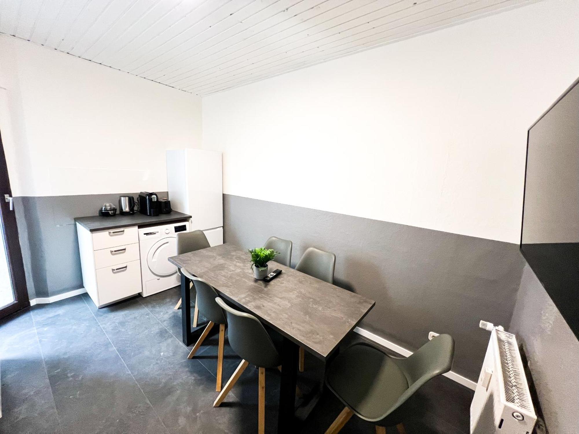 Krefeld House - 20 Min To Dus Airport & Messe Lägenhet Exteriör bild